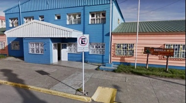 Ingreso forzoso a la Escuela 32 de Río Grande