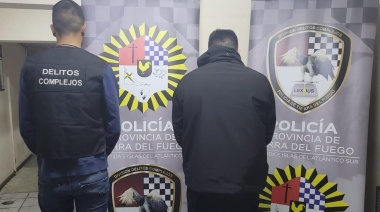 Dos colombianos detenidos por fraude con tarjeta
