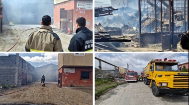 Tras dos semanas se reactivó incendio en recicladora y amenaza una sodería