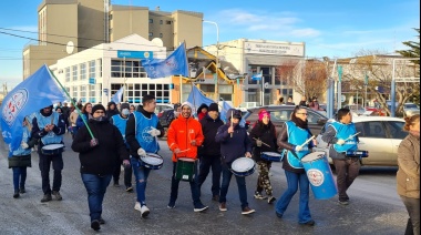 Trabajadores de sanidad quieren escuchar la propuesta salarial del Gobierno