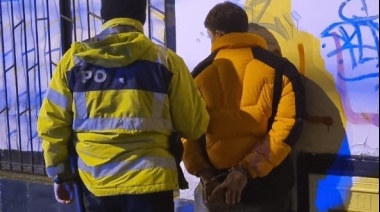 Detienen a un hombre por haber ocasionado daños en una vivienda