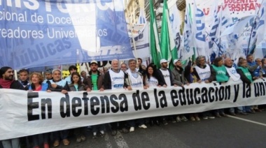 Docentes universitarios convocan a nueva Marcha Federal y paro de 48 horas