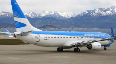 Avión que aterriza en Aeroparque desde Ushuaia se le salió una rueda