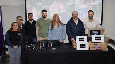 El Municipio de Río Grande fortalece la inclusión digital en la UNTDF