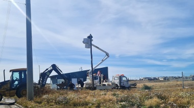El Gobierno provincial impulsó el acceso a la energía en el barrio Chacra VIII de Río Grande