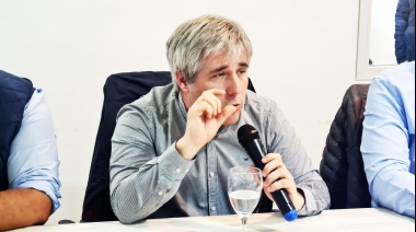 “El diputado Pauli en Tierra del Fuego tiene una posición socialista y en Buenos Aires vota en contra de los jubilados”