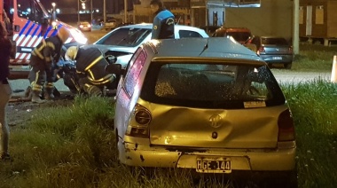 Violento choque entre dos Volkswagen con un herido