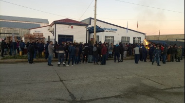 El día que se iban de vacaciones Radio Victoria despidió a siete trabajadores