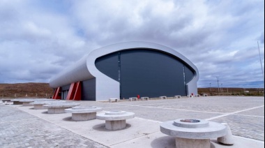 Paralizarían la obra del microestadio de Río Grande