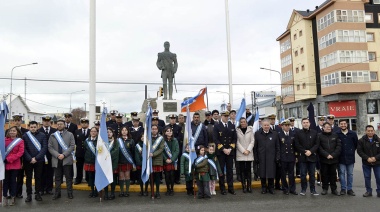 Río Grande homenajeó al General José de San Martín en el 174° aniversario de su paso a la inmortalidad