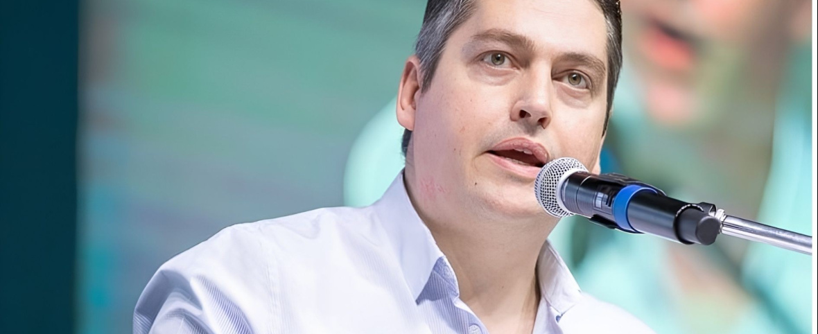 “Hay urgencias, hay prioridades y la reforma de la constitución no es ninguna de las dos”