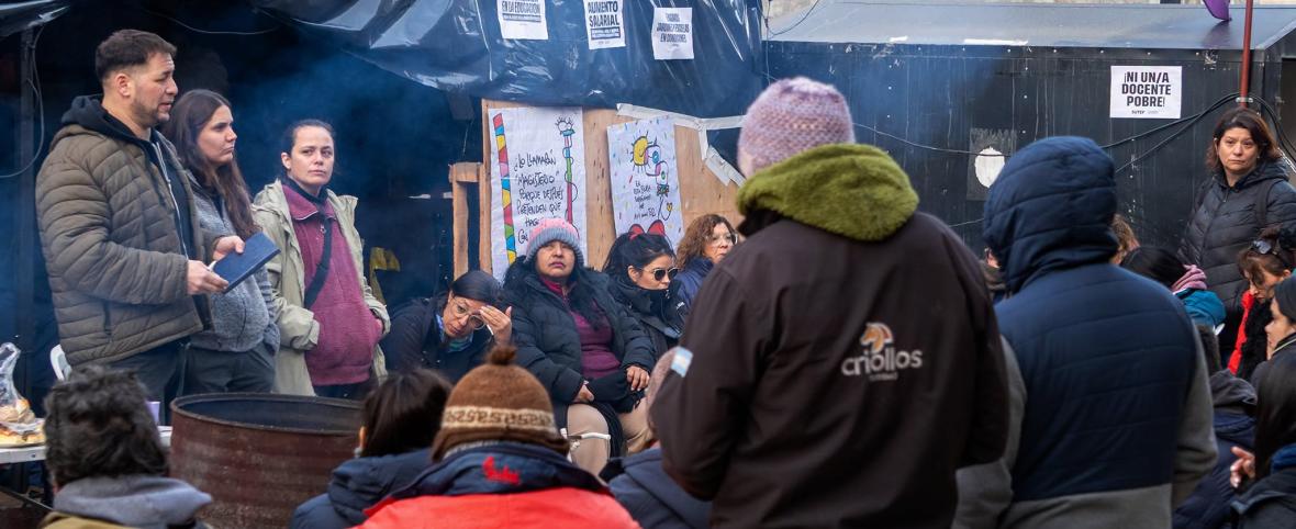 Conflicto docente escala: SUTEF denunció penalmente a dos directoras por presunta persecución sindical
