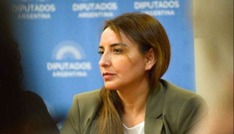“Cristina es un estorbo para el poder económico que quiere desguazar el país”