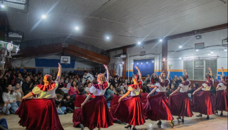 Ushuaia vibró con la tradición en la 3° edición de la Peña Costumbres Argentinas