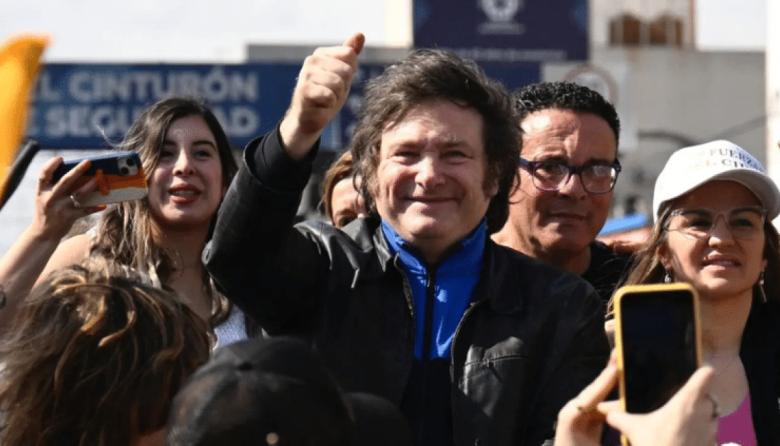 Milei refuerza su campaña: gira por Entre Ríos y Santa Fe