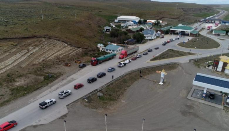 17 mil fueguinos dejaron la isla en pocos días rumbo al continente