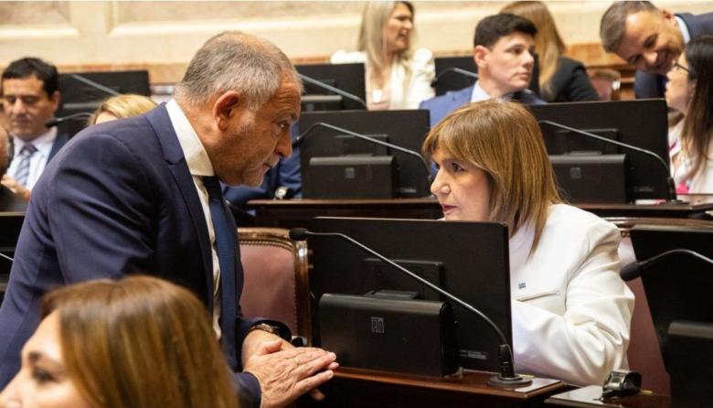 Poroteo en el Senado: el Gobierno negocia voto a voto para avanzar con la reforma laboral