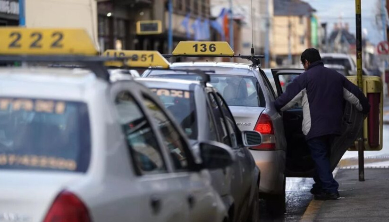 Ushuaia abrió la puerta a Uber y soltó el volante de los precios