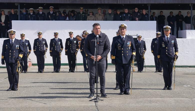 Cambio de mando en el BIM 5: el intendente Martín Perez acompañó la ceremonia oficial