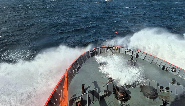 El Irízar inició el despliegue de tecnología satelital para el monitoreo de las corrientes