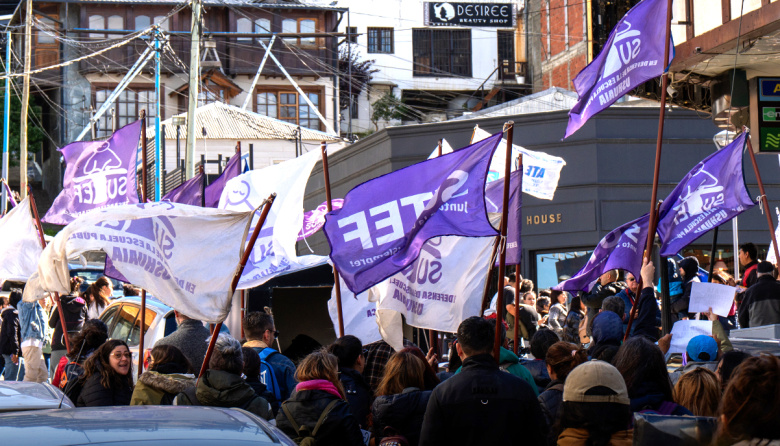 Docentes debatirán un paro de 48 horas y manifestación en la Legislatura