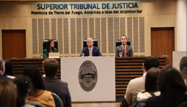 Ushuaia fue sede de una jornada de alto nivel sobre Derecho Ambiental