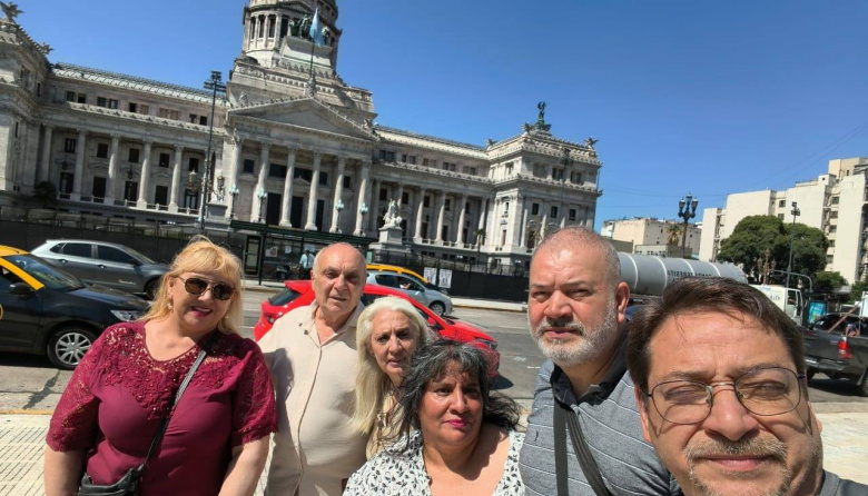 Sin respuestas en la provincia, ex policías fueguinos trasladan su reclamo al Congreso