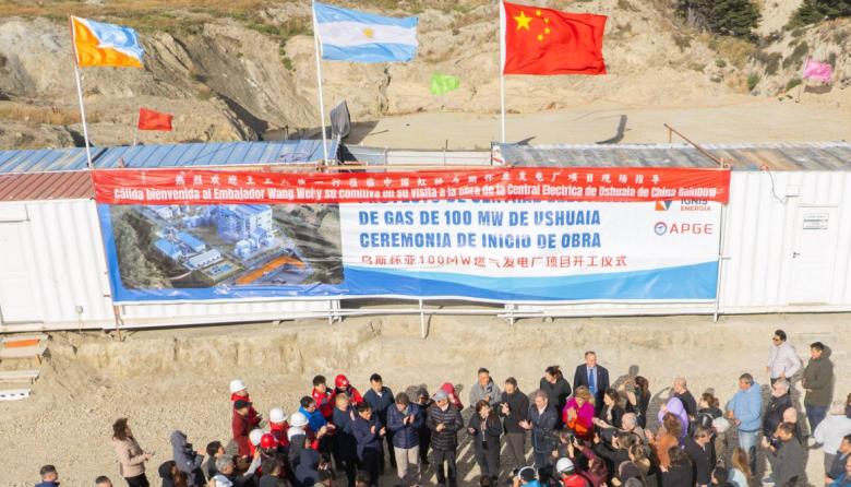 El embajador de China recorre TDF con la mira puesta en inversiones energéticas y en el desarrollo hidrocarburífero