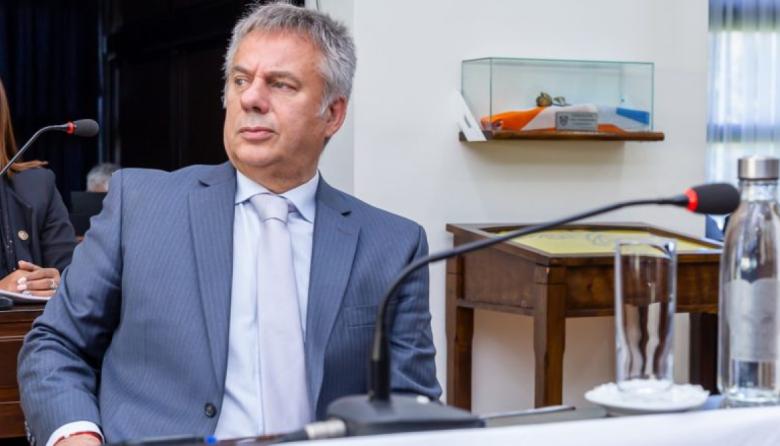 La Legislatura exige explicaciones por la designación en YPF y da 48 horas al Ejecutivo