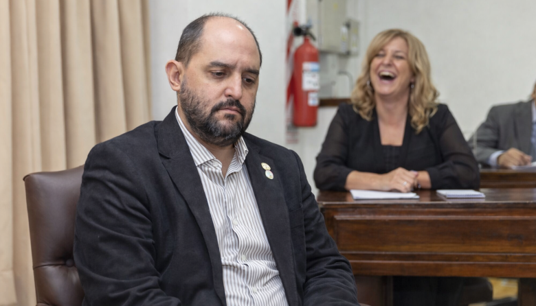 Greve denunció un pacto político que dejó al oficialismo sin control legislativo