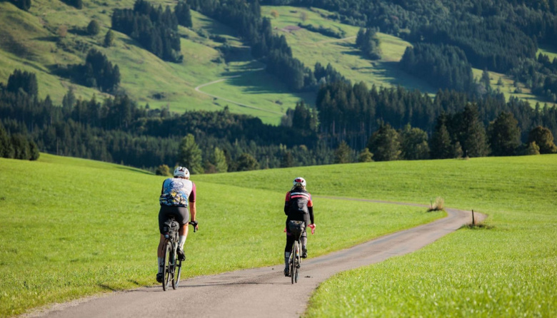 Un centenar de ciclistas busca unir Puerto Mont con Ushuaia