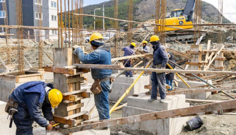 “La obra privada tampoco alcanza”: Noval advirtió sobre la crisis en toda la cadena de la construcción