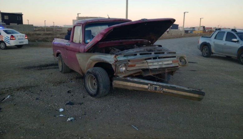 Accidente de tránsito en San Martín y Cobián: dos personas trasladadas al hospital