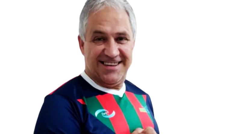 Tragedia en una cancha: un hombre murió tras descompensarse en pleno partido