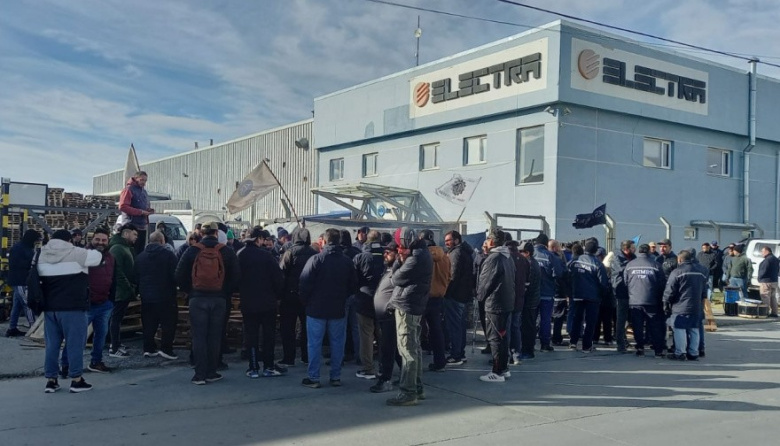 Trabajadores de Aires del Sur lanzan bono solidario para sostener la planta tras cuatro meses sin sueldo