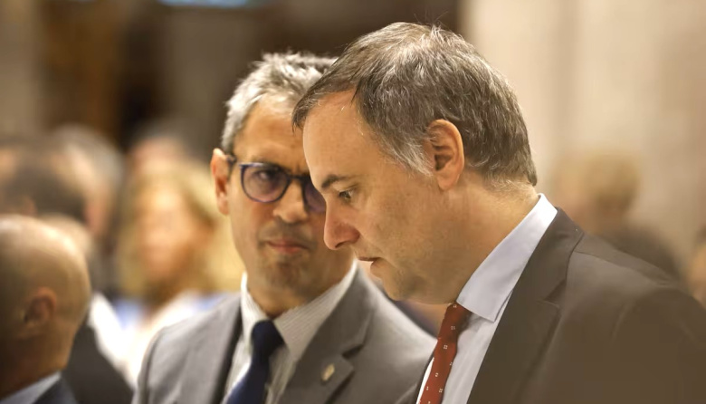 Cuando Adorni se presenta en Diputados en medio de la polémica por su patrimonio