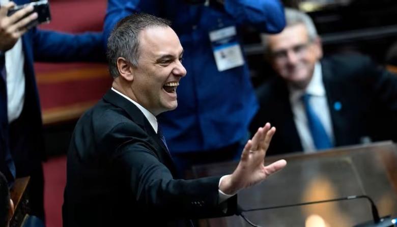 Adorni se plantó ante Diputados, rechaza la idea de renunciar