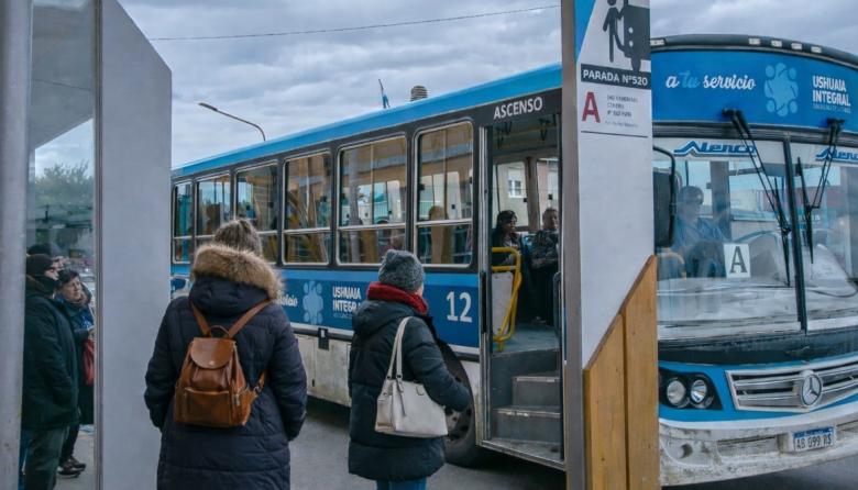 Menos colectivos y posible aumento: el ajuste del Municipio de Ushuaia golpea a miles de vecinos
