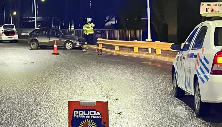 Ushuaia: robó un auto, chocó y terminó detenido en estado de ebriedad