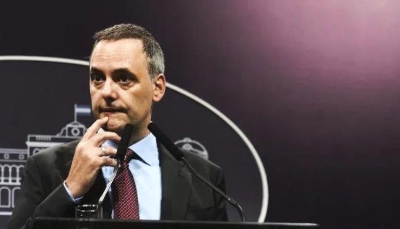 Ausente con aviso: el Gobierno suspendió el informe de gestión