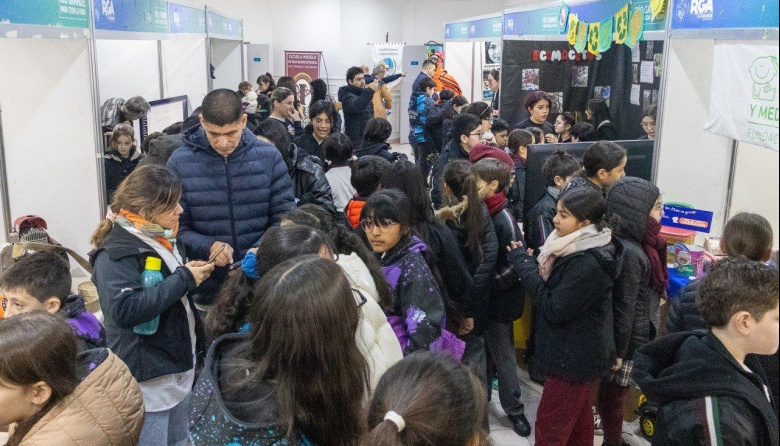 La Expo Ambiental vuelve con fuerza: escuelas, empresas y vecinos unidos por el cuidado del ambiente