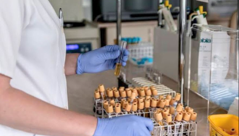 "Sin análisis no hay tratamiento": la crisis del laboratorio del Hospital Regional