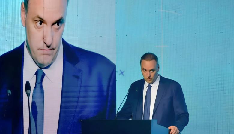 La Justicia ya analiza el celular del contratista de Manuel Adorni