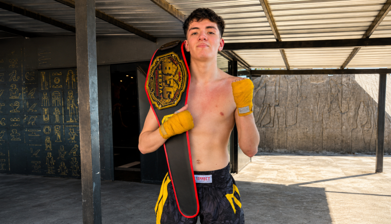 Orgullo riograndense: “Licha” Lisarazu debutó, ganó por nocaut y se consagró campeón en Córdoba