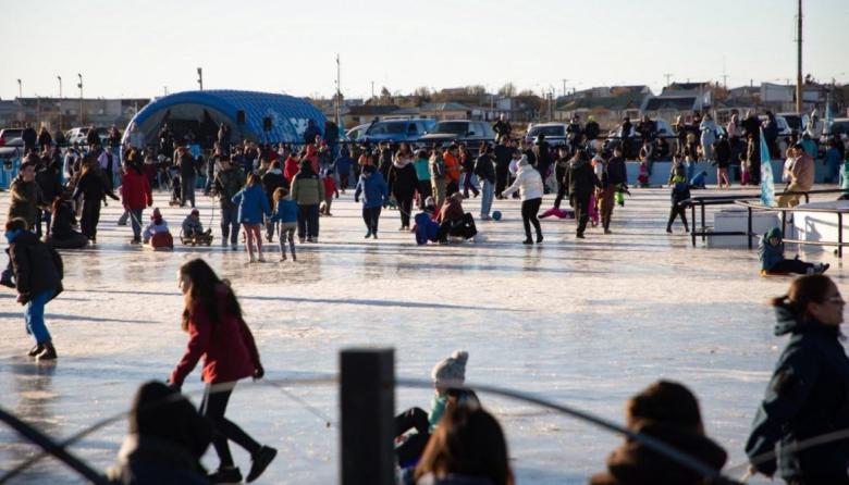 La pista de patinaje del Cono de Sombra suma nuevas jornadas recreativas