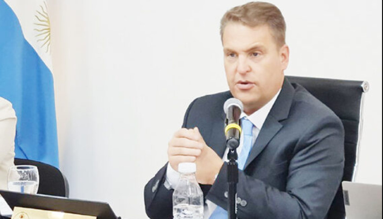 Von der Thusen: "Los chicos no pueden seguir siendo rehenes del conflicto educativo"
