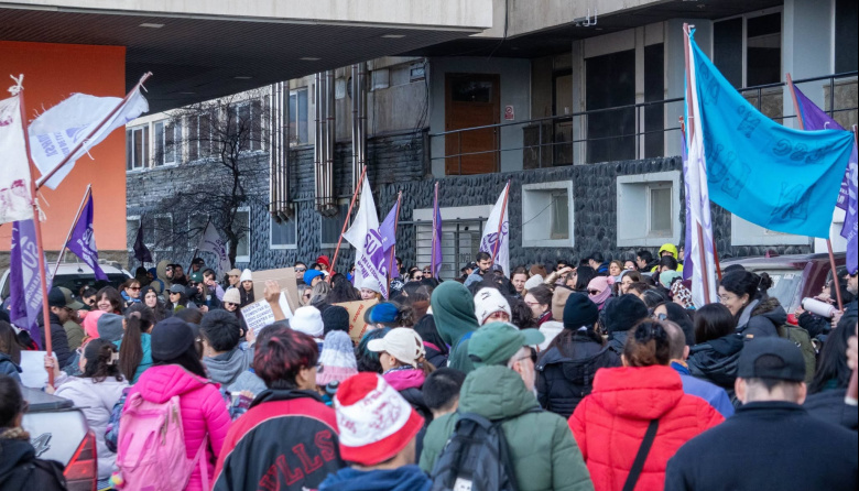 Comerciantes, en pie de guerra por el acampe docente