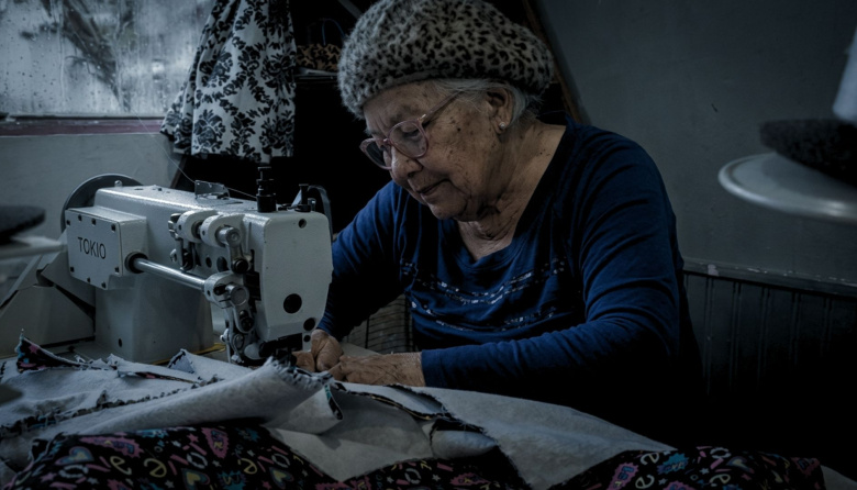 Crece el trabajo informal entre los adultos mayores
