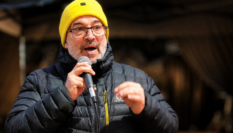 Vinculan a Horacio Catena con la agresión a un vicedirector