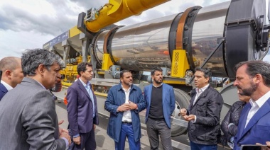 El intendente Vuoto presentó la nueva fábrica de asfalto en caliente